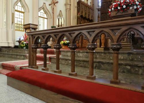 Balaski /&nbsp;klęczniki -&nbsp;Sanktuarium Wilamowice